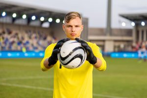Best Football Gloves for Players - Reviews and Buying Guide