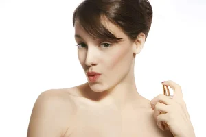 Delina Perfume A Comprehensive Review of This Captivating Fragrance