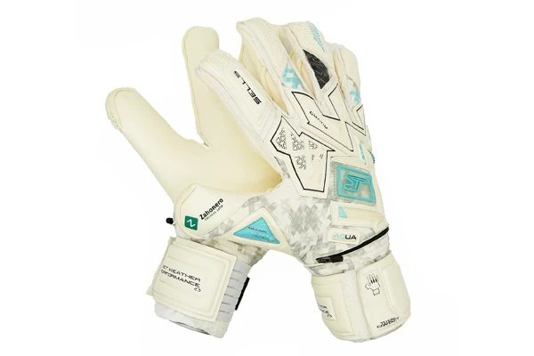 Top-Rated Goalkeeper Gloves for Serious Players 8 TOTAL CONTACT™ AQUA PURE GUARD™
