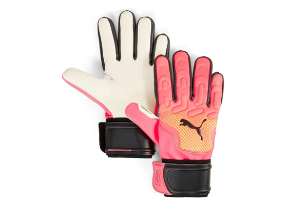 Top-Rated Goalkeeper Gloves for Serious Players 10 Puma Future Match Negative Cut Goalkeeper Gloves